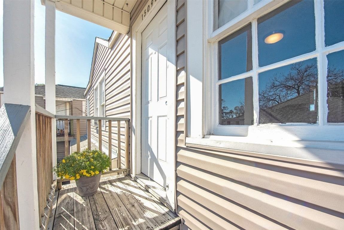 1509 Enid St - Photo 2 of 19