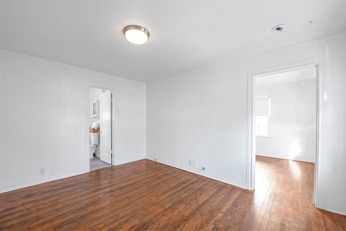 1509 Enid St - Photo 4 of 19