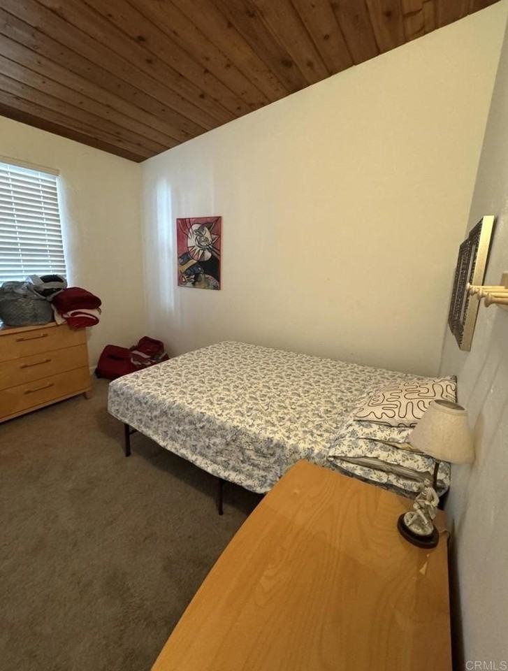 2610 Glebe Rd - Photo 5 of 8