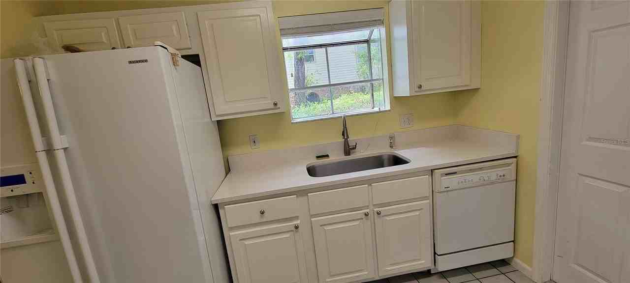 5250 Sw 97th Dr - Photo 5 of 19