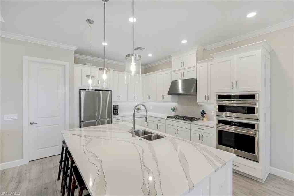 11919 Noveli Ct - Photo 5 of 34