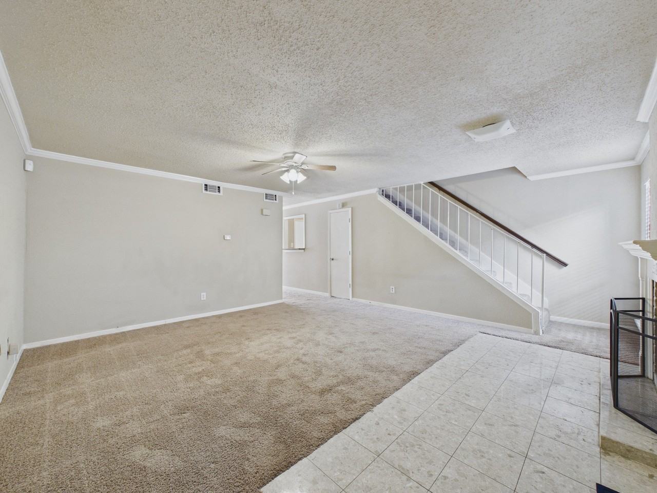 14211 Briarsage Ct - Photo 4 of 33