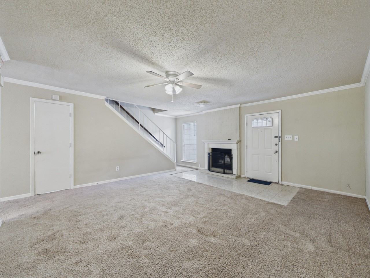 14211 Briarsage Ct - Photo 6 of 33