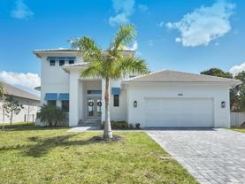 1448 10th St N - Photo 1 of 1