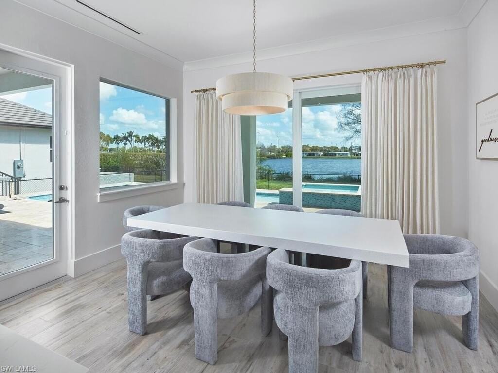 1448 10th St N - Photo 5 of 18