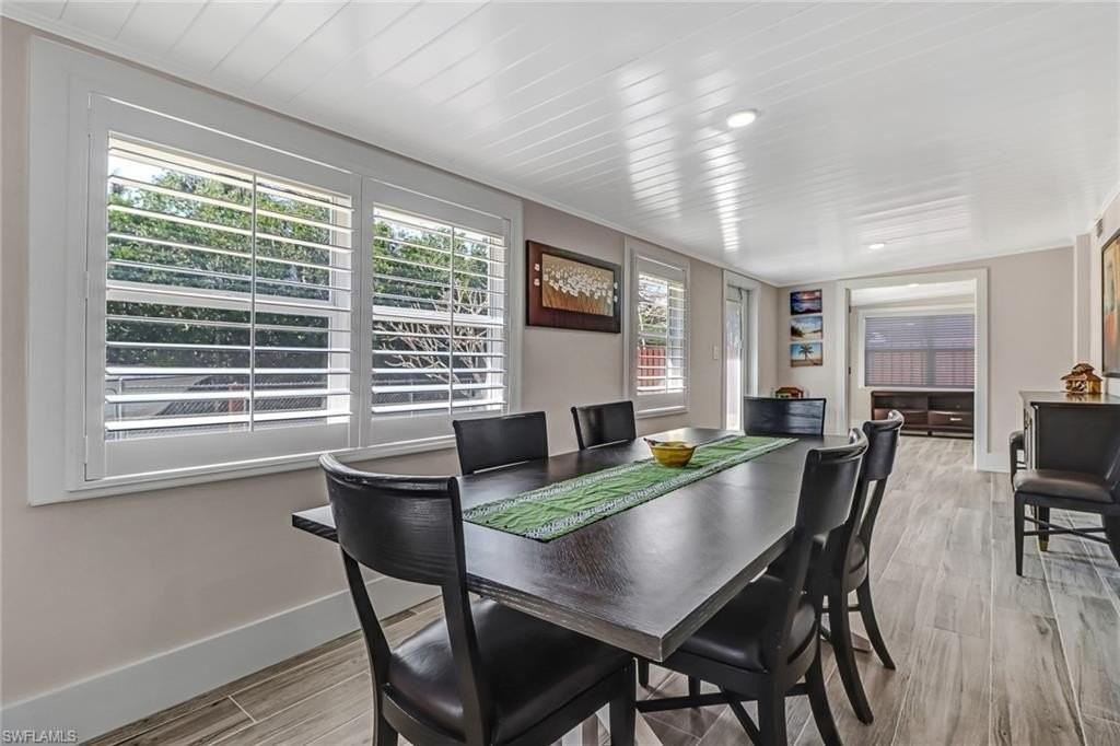 3470 Lakeview Dr - Photo 6 of 16