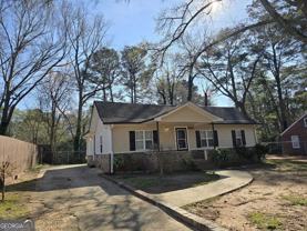 1211 Lake Dr - Photo 1 of 1