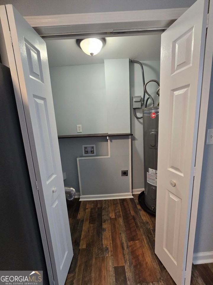 1211 Lake Dr - Photo 7 of 20