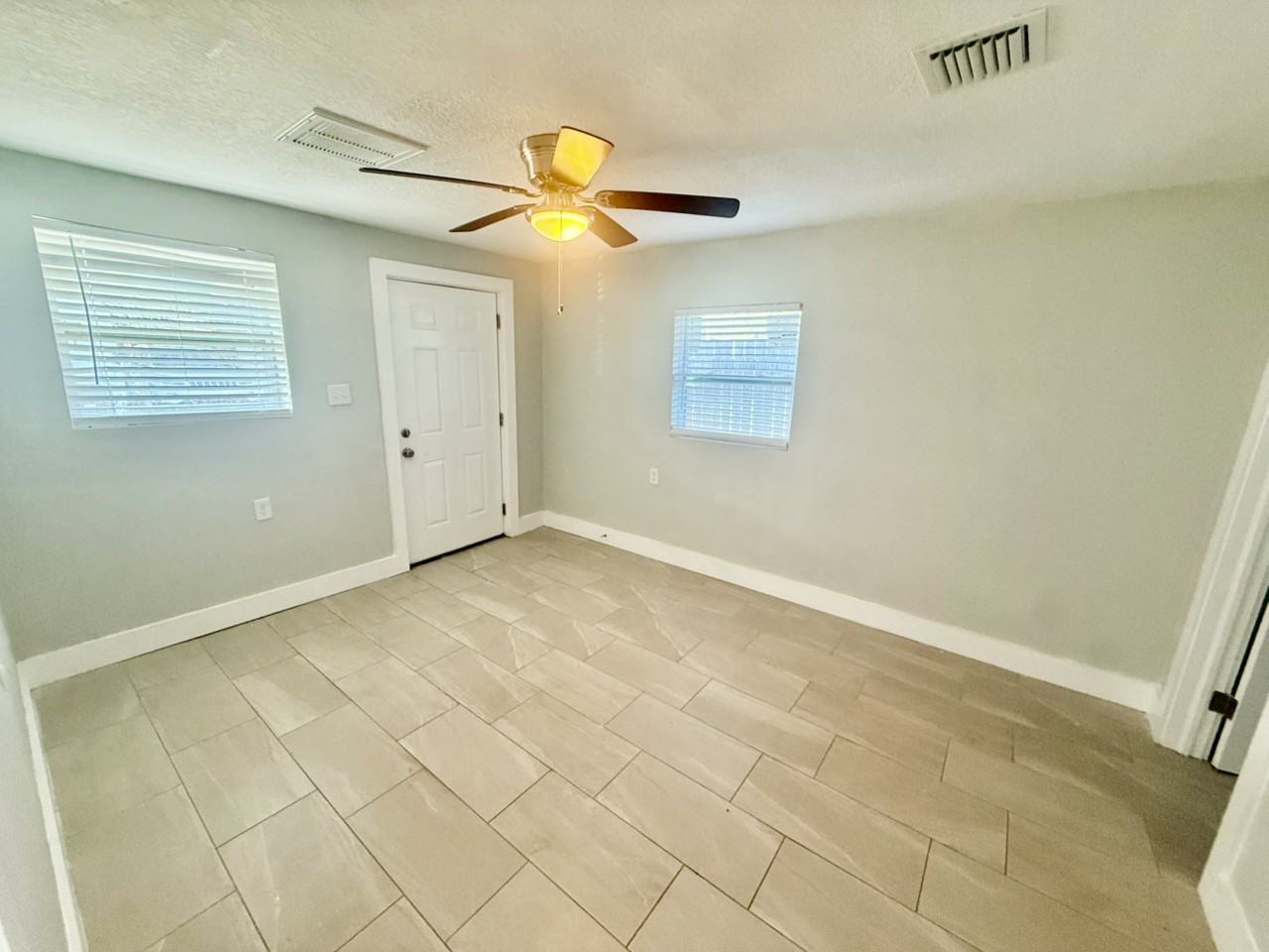 506 Engman St - Photo 2 of 17