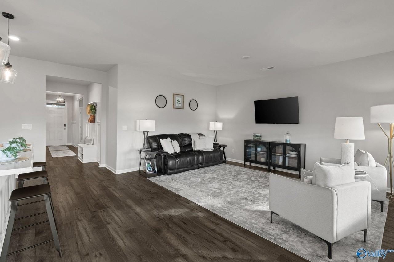 24809 Delilah Cir - Photo 7 of 27