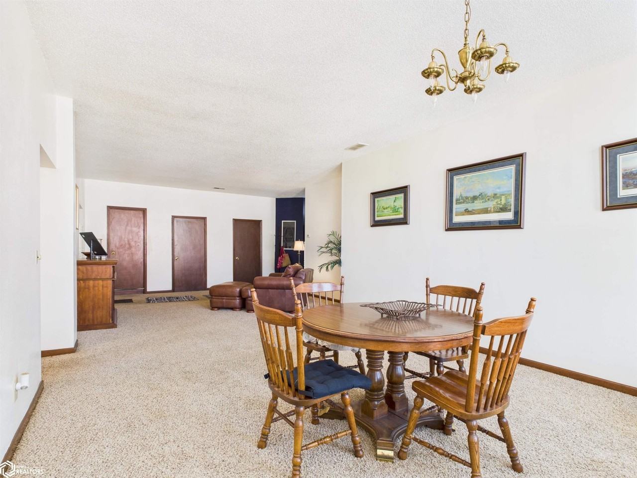 629 Blondeau St Unit 1 - Photo 4 of 31