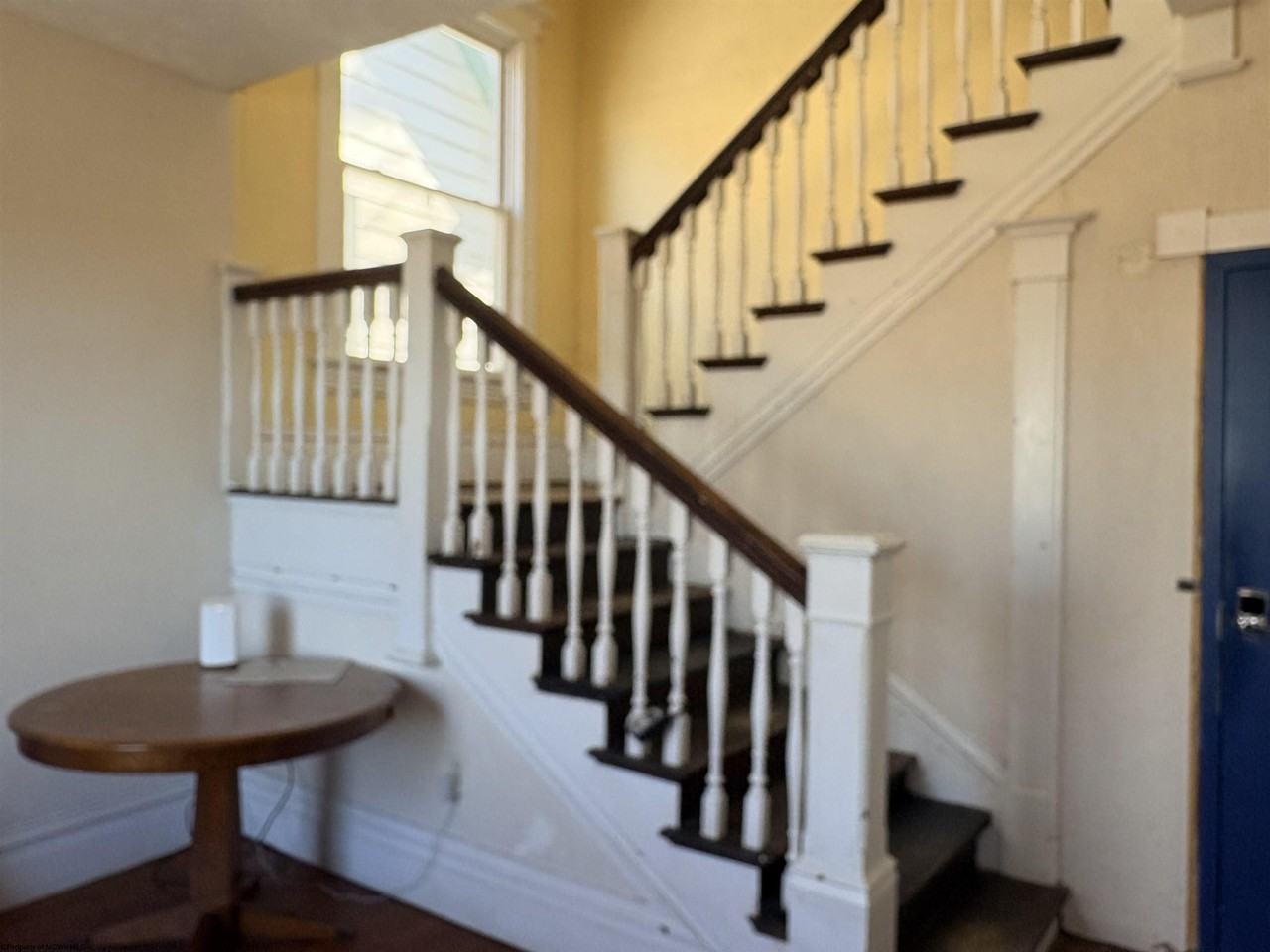 208 Logan Ave - Photo 3 of 21