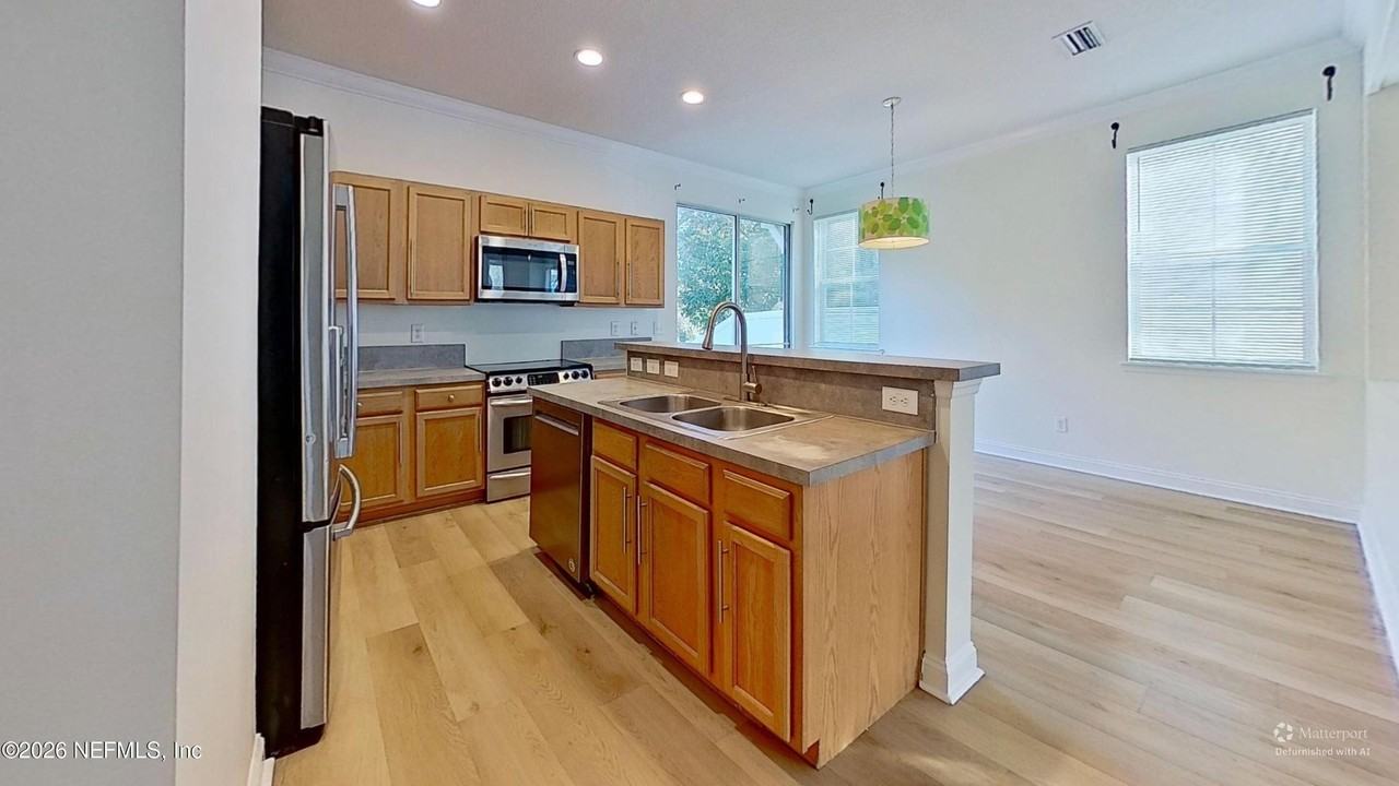 108 Bay Bridge Dr - Photo 5 of 20