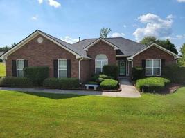 featured image of 1500 Cedar Hill Trl