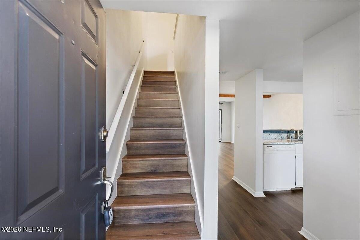 116 Cranes Lake Dr - Photo 3 of 20