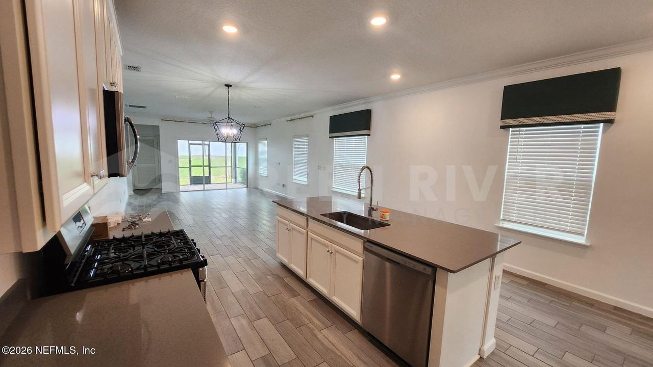 37 River Mist Dr - Photo 7 of 49