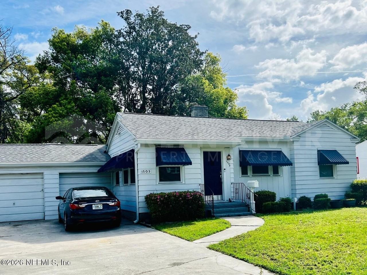 1503 Parrish Pl - Photo 3 of 22