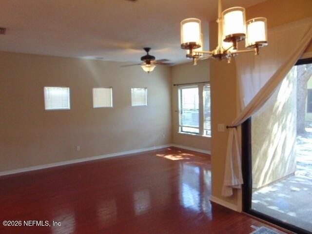 450 Honeycomb Way - Photo 4 of 27