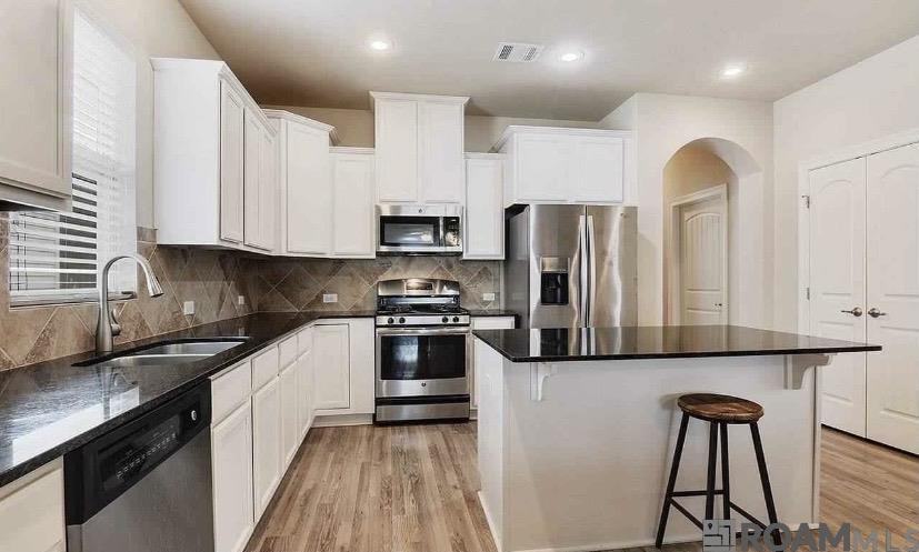 1427 Granby Dr - Photo 3 of 8