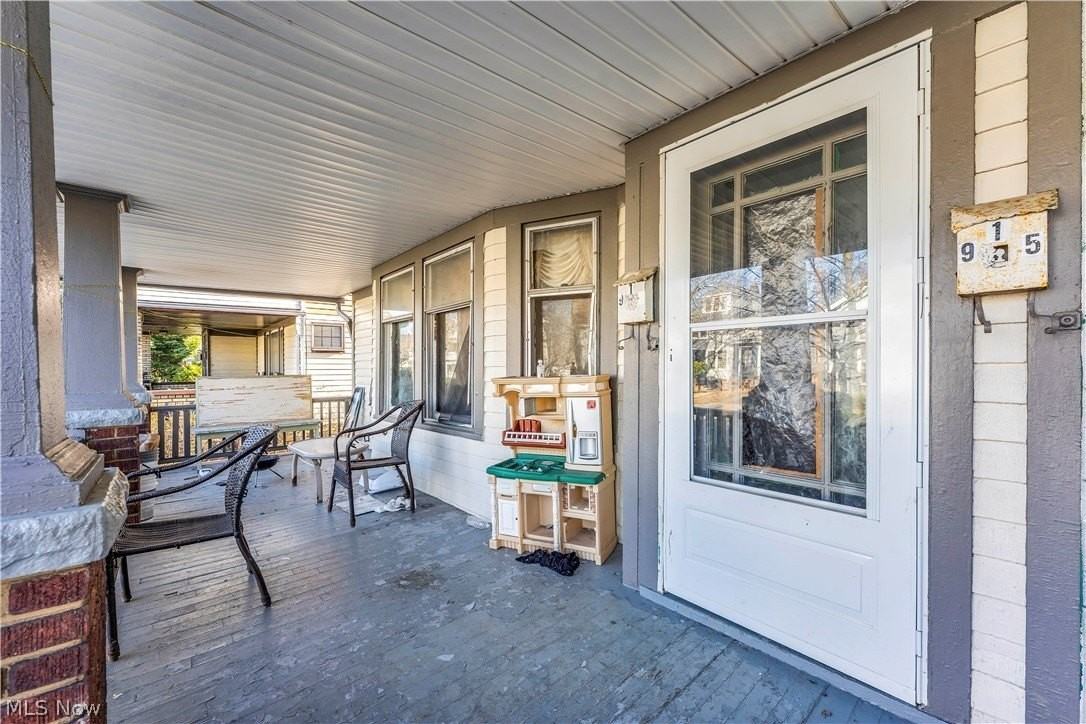 913 Helmsdale Rd #3 - Photo 4 of 19