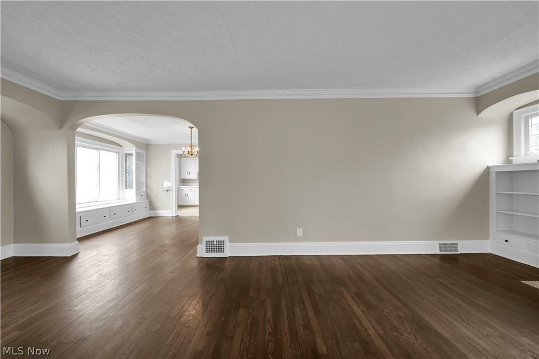 11103 Lincoln Ave Unit 1 - Photo 5 of 28