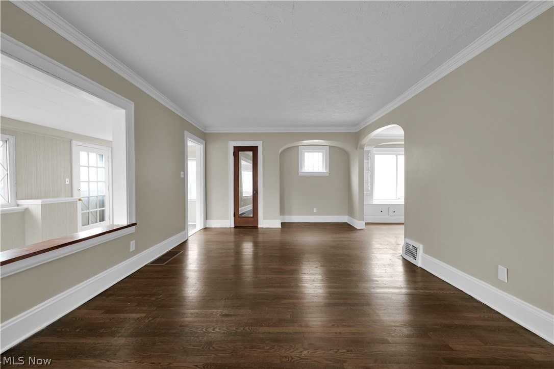 11103 Lincoln Ave Unit 1 - Photo 6 of 28