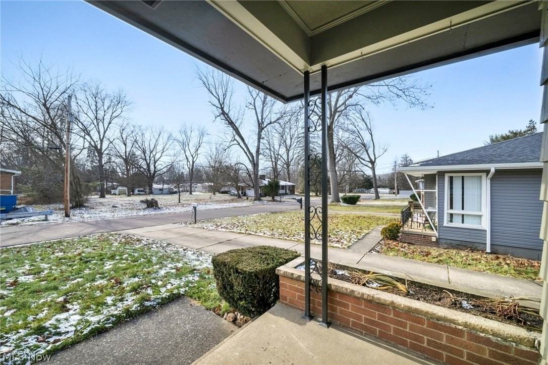 1171 Jason Ave - Photo 4 of 44