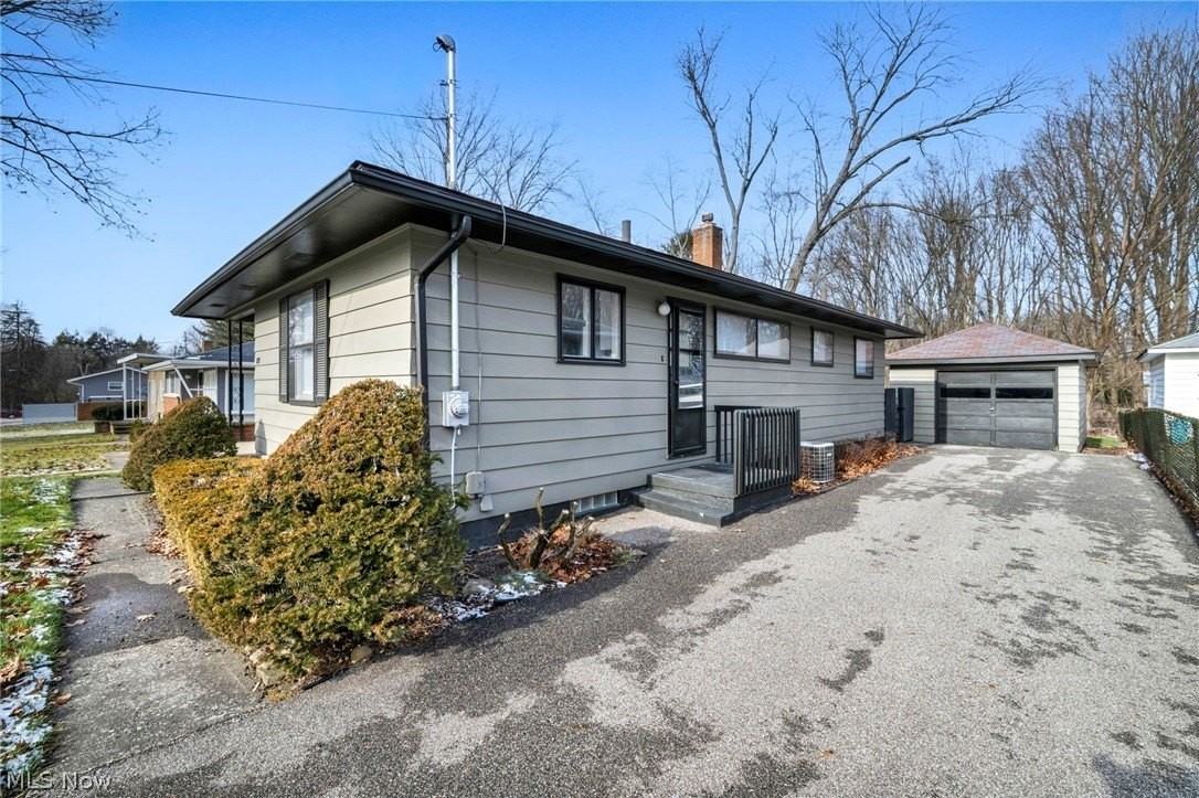 1171 Jason Ave - Photo 6 of 44