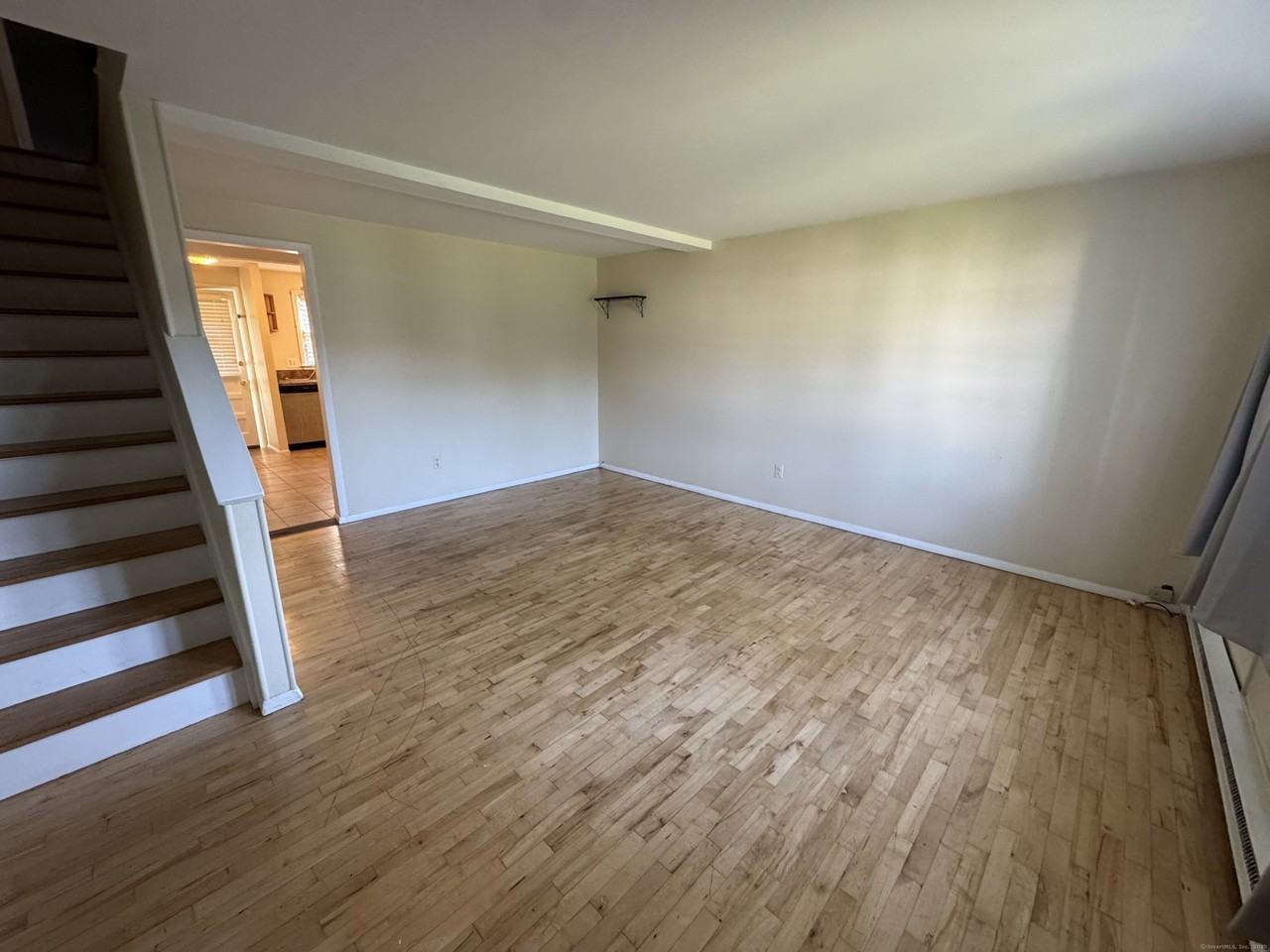 617 Millville Ave Apt 8-3 - Photo 7 of 14