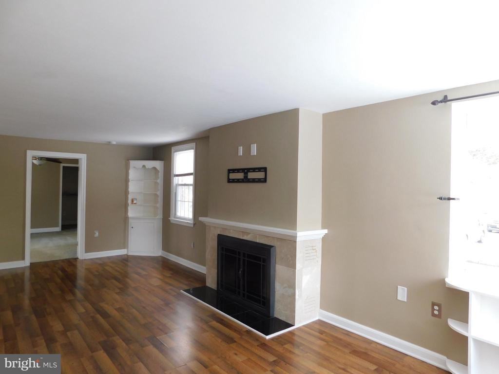 737 Churchville Rd - Photo 2 of 12