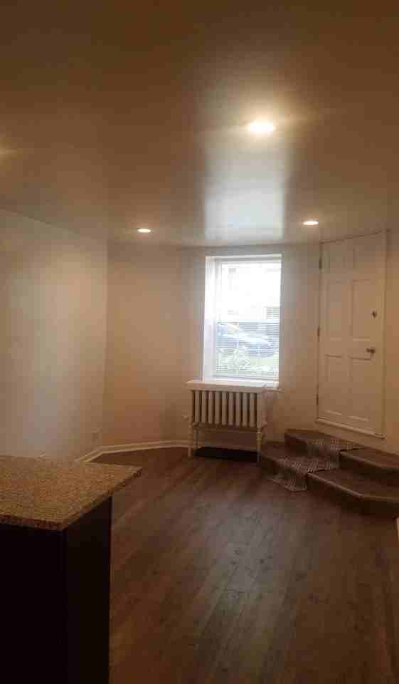 4207 N Sawyer Ave - Photo 5 of 17