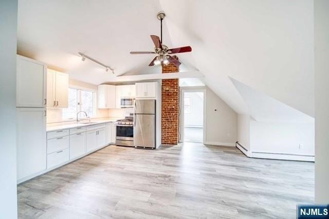 334 S Broad St - Photo 2 of 9