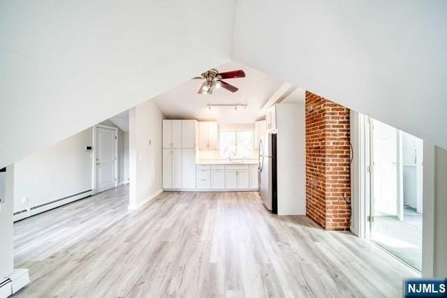 334 S Broad St - Photo 3 of 9