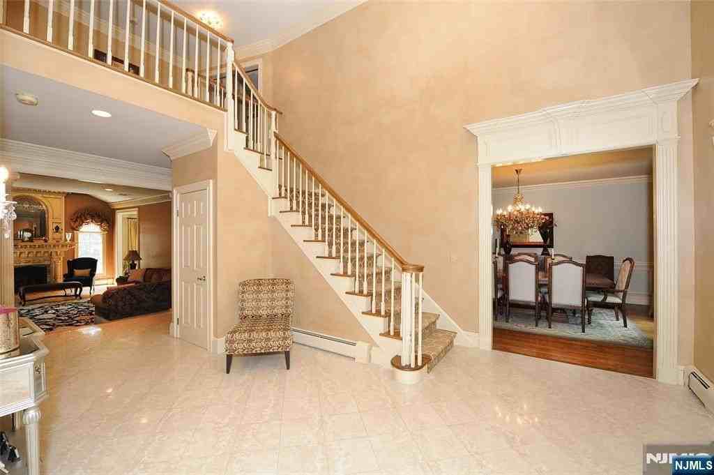 273 Joshua Ln - Photo 7 of 17