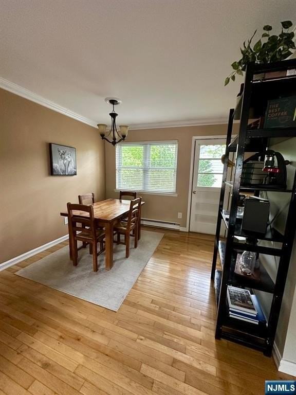 422 Ringwood Ave - Photo 2 of 8