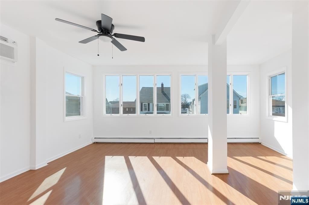 118 Ray St - Photo 2 of 15