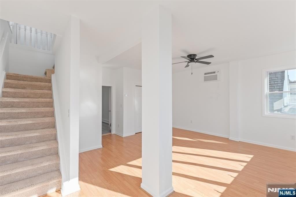 118 Ray St - Photo 5 of 15