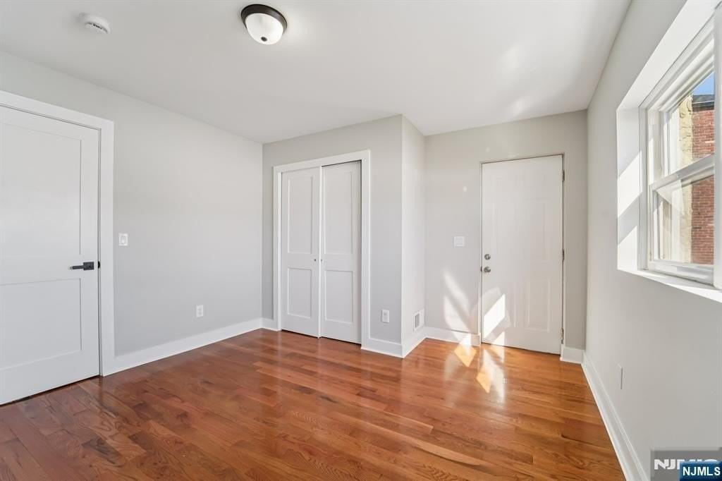 216 Corabelle Ave - Photo 6 of 14