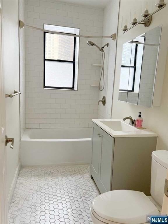 6114 Highland Pl Apt 3g - Photo 5 of 10