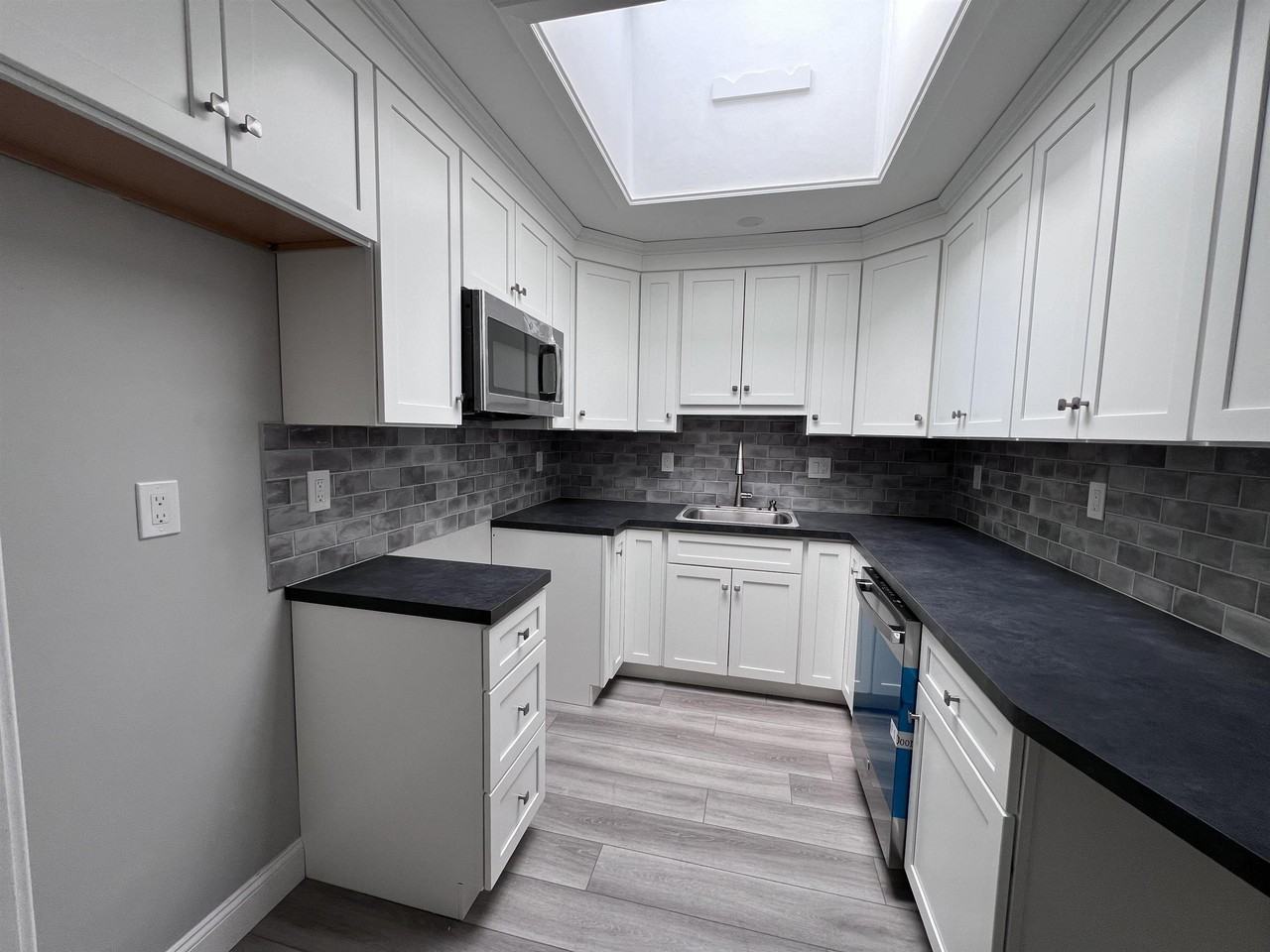 444 Lafayette Rd #3 - Photo 2 of 9