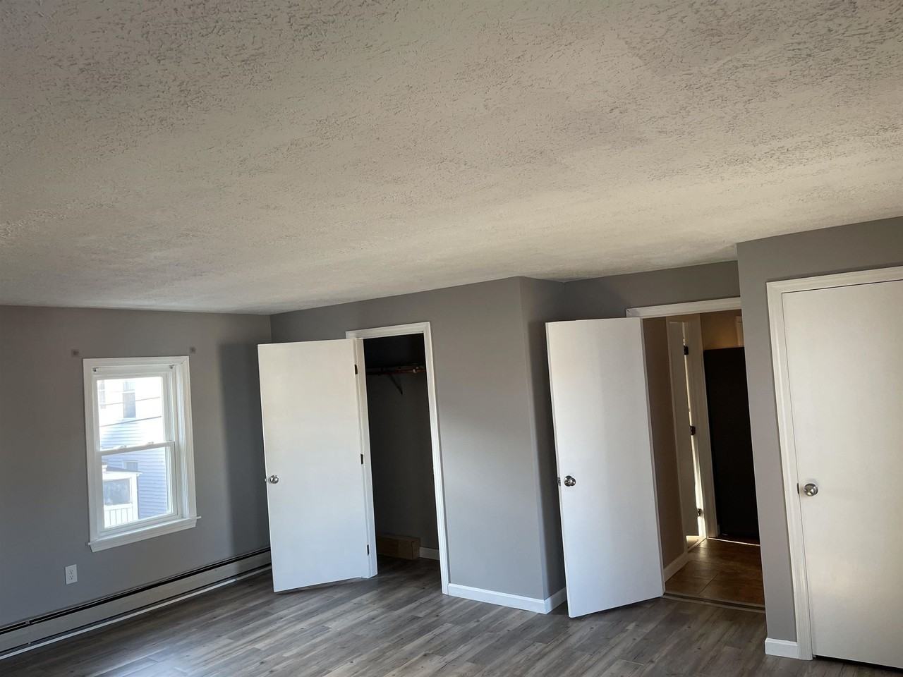 520 Beech St #2L - Photo 5 of 7