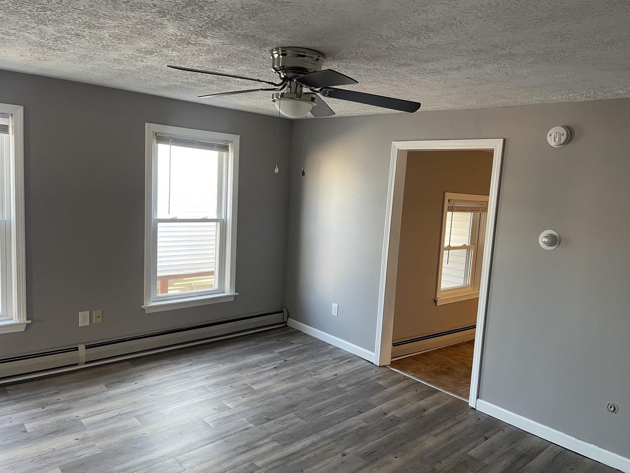 520 Beech St #2L - Photo 7 of 7