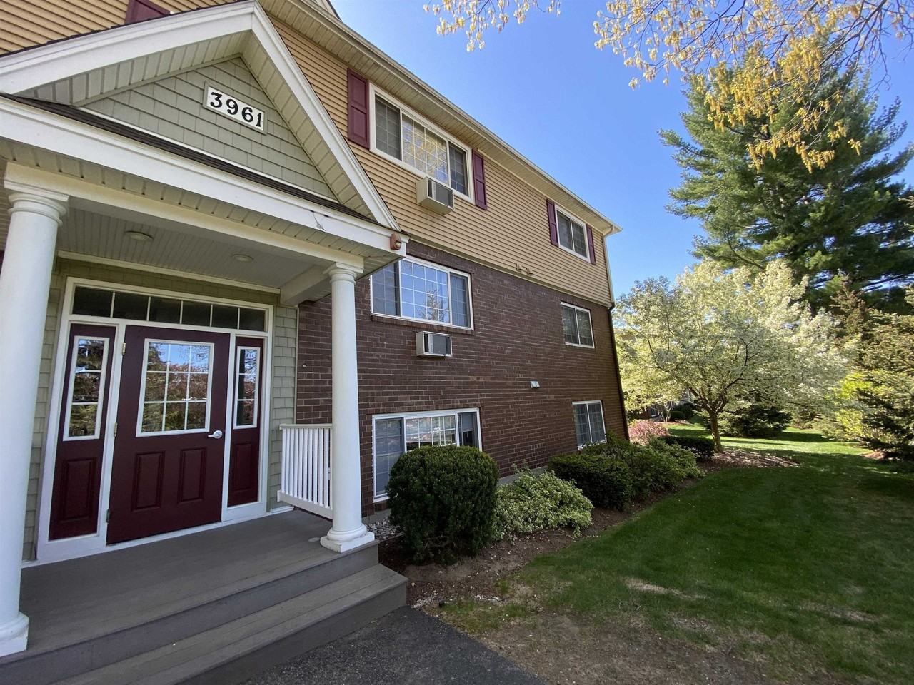 3981 Brown Ave #86 - Photo 2 of 40