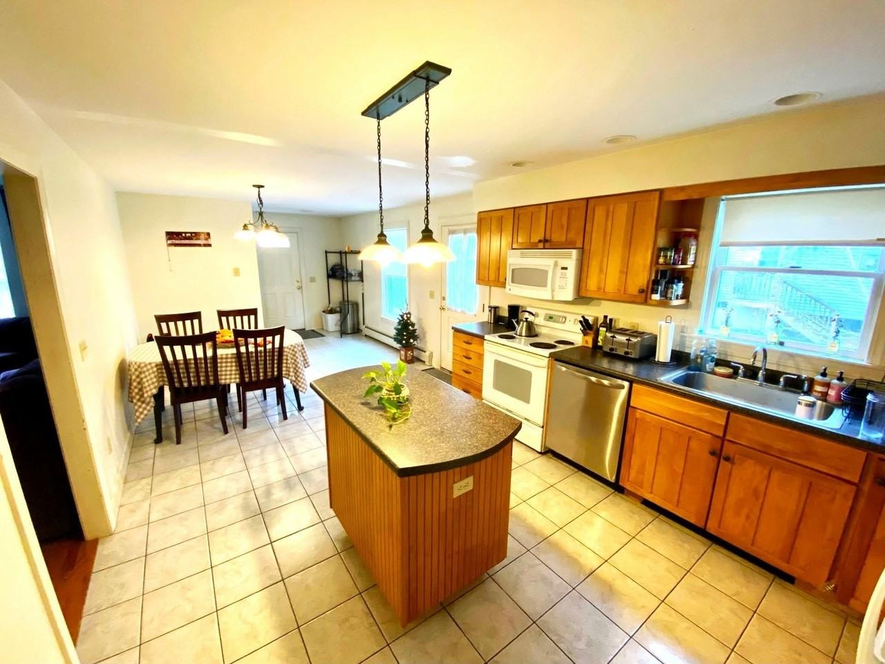 11 Horne St - Photo 2 of 4