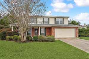 featured image of 1017 Palmetto Ct