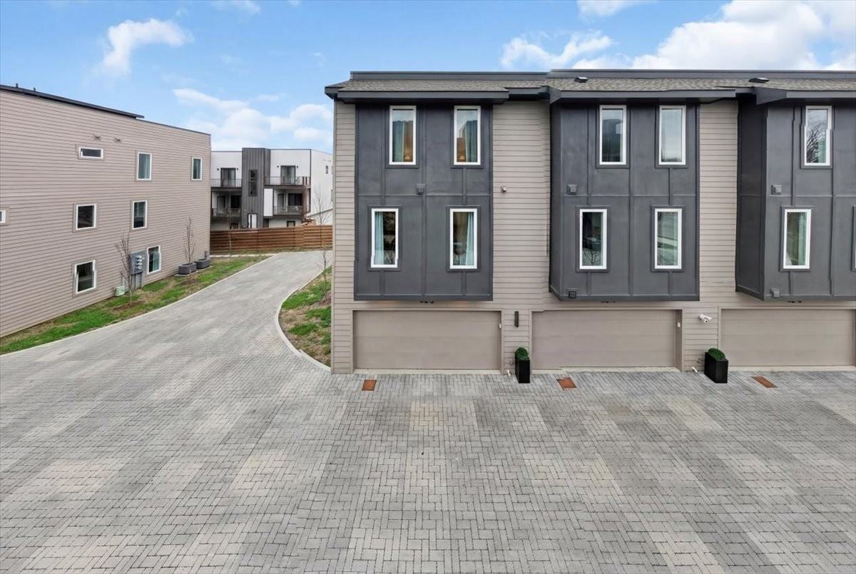 1112 Baptist World Center Dr ##1 - Photo 2 of 49