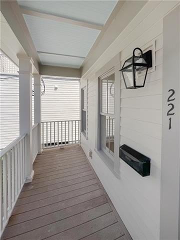 221 Adams St - Photo 2 of 14