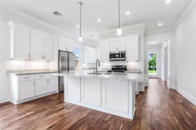 817 Pasadena Ave - Photo 4 of 18