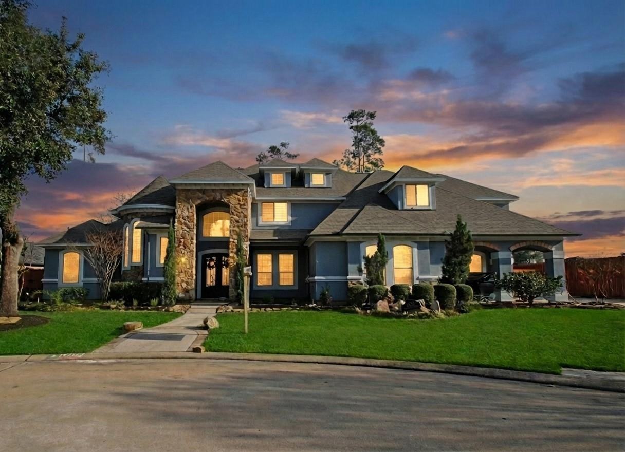 15823 Medina Lake Ln - Photo 2 of 46