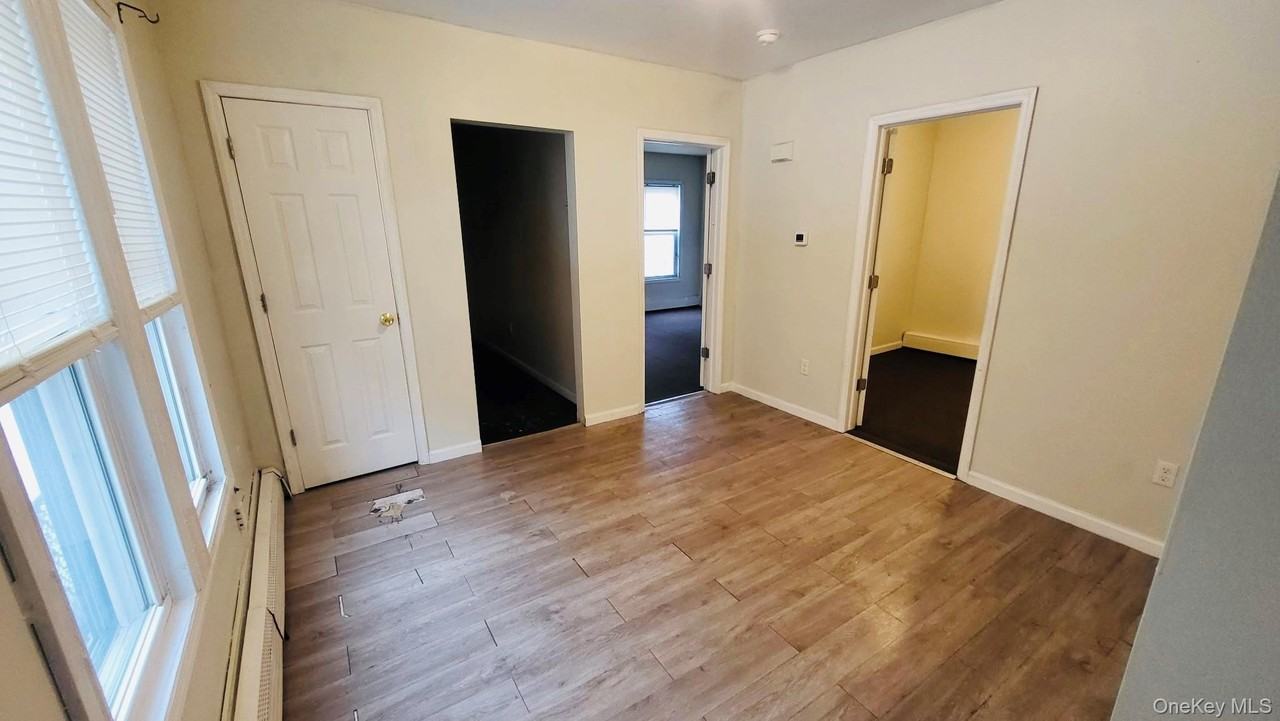 122 Smith St Unit 1 - Photo 3 of 15